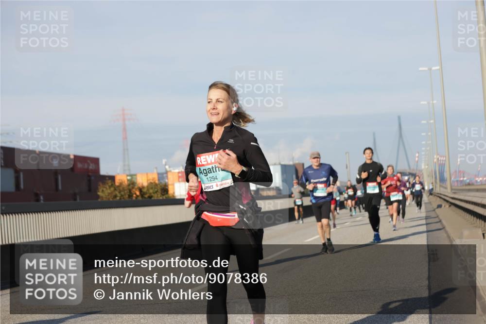 03.10.2025 - Köhlbrandbrückenlauf Jannik Wohlers http://msf.ph/oto/9078386 03.10.2025 09:52:58 Position 3 1294 meine-sportfotos.de