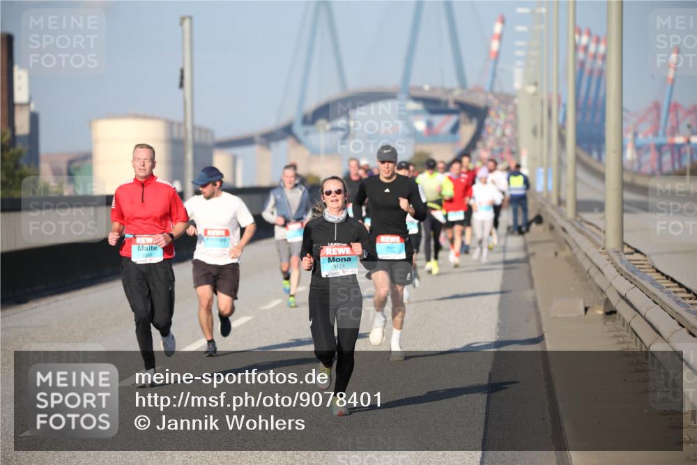 03.10.2025 - Köhlbrandbrückenlauf Jannik Wohlers http://msf.ph/oto/9078401 03.10.2025 09:45:36 Position 3 3358, 3174 meine-sportfotos.de