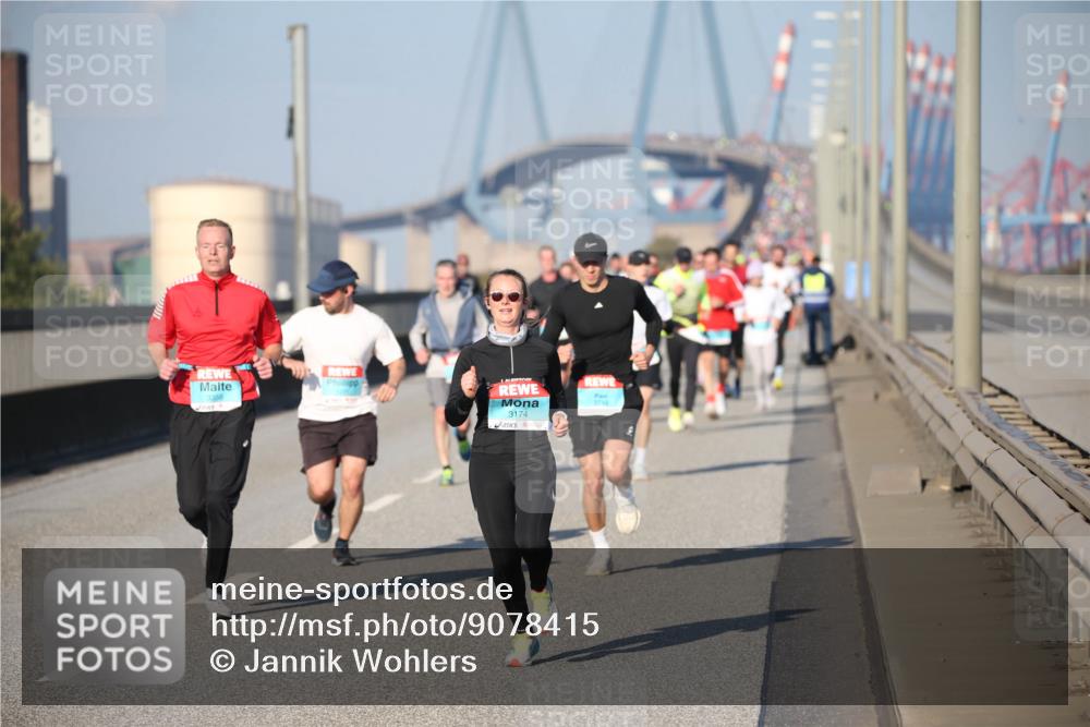 03.10.2025 - Köhlbrandbrückenlauf Jannik Wohlers http://msf.ph/oto/9078415 03.10.2025 09:45:36 Position 3 3358, 3174 meine-sportfotos.de