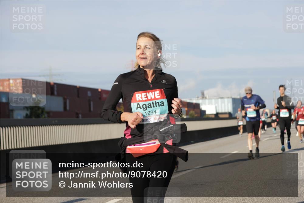 03.10.2025 - Köhlbrandbrückenlauf Jannik Wohlers http://msf.ph/oto/9078420 03.10.2025 09:52:58 Position 3 1294 meine-sportfotos.de