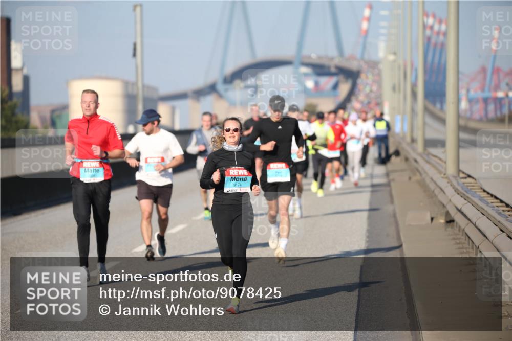 03.10.2025 - Köhlbrandbrückenlauf Jannik Wohlers http://msf.ph/oto/9078425 03.10.2025 09:45:36 Position 3 3174 meine-sportfotos.de