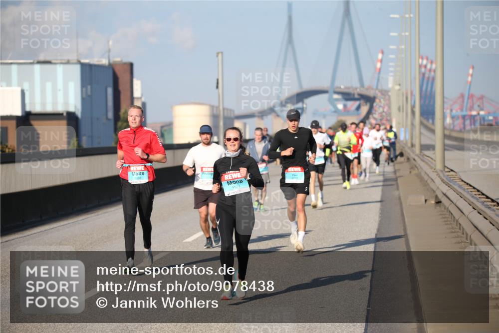 03.10.2025 - Köhlbrandbrückenlauf Jannik Wohlers http://msf.ph/oto/9078438 03.10.2025 09:45:38 Position 3 3174 meine-sportfotos.de