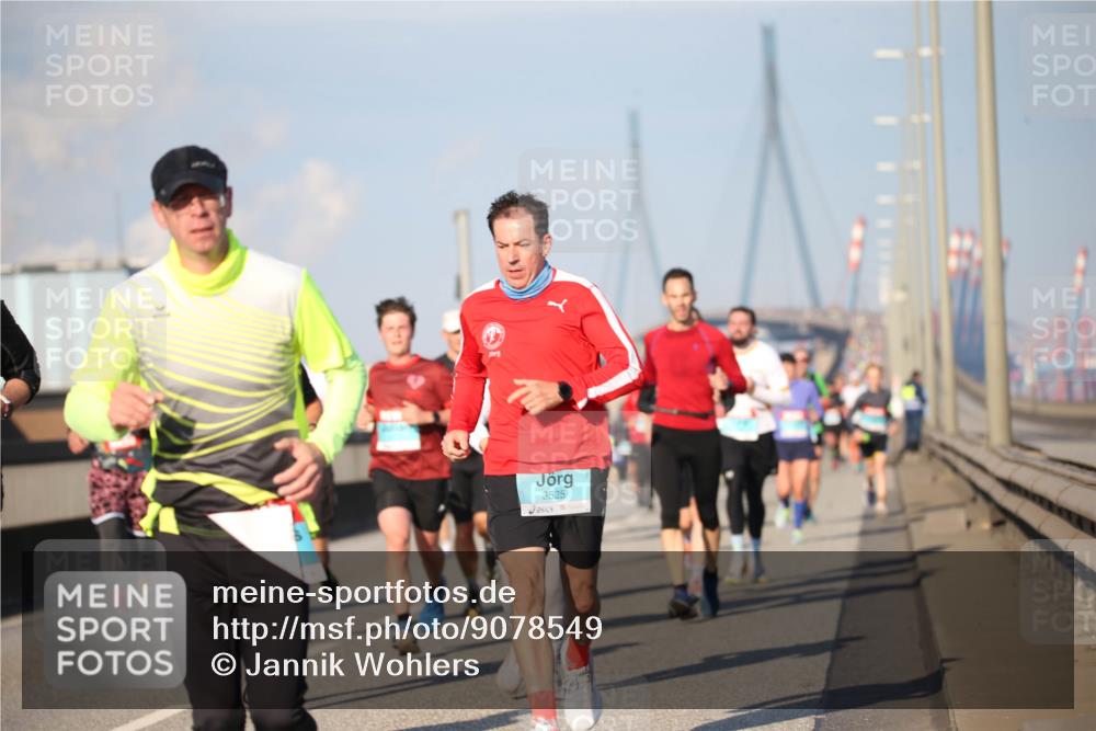 03.10.2025 - Köhlbrandbrückenlauf Jannik Wohlers http://msf.ph/oto/9078549 03.10.2025 09:45:51 Position 3 3525 meine-sportfotos.de