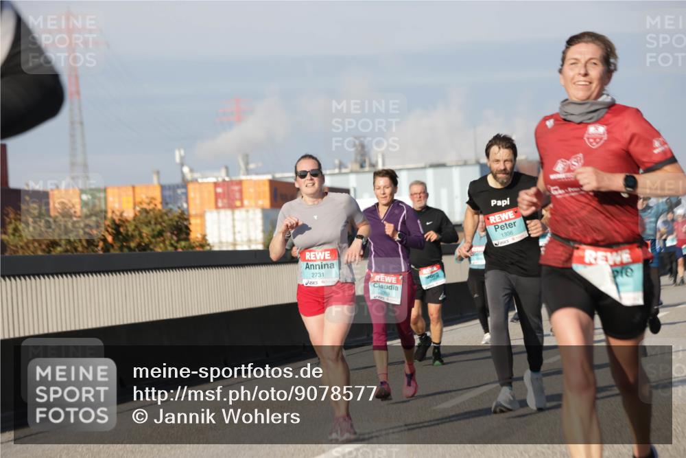 03.10.2025 - Köhlbrandbrückenlauf Jannik Wohlers http://msf.ph/oto/9078577 03.10.2025 09:53:03 Position 3 1336, 2731, 3309 meine-sportfotos.de