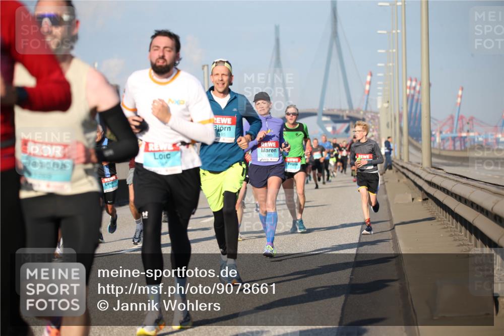03.10.2025 - Köhlbrandbrückenlauf Jannik Wohlers http://msf.ph/oto/9078661 03.10.2025 09:45:57 Position 3 1185, 1383 meine-sportfotos.de