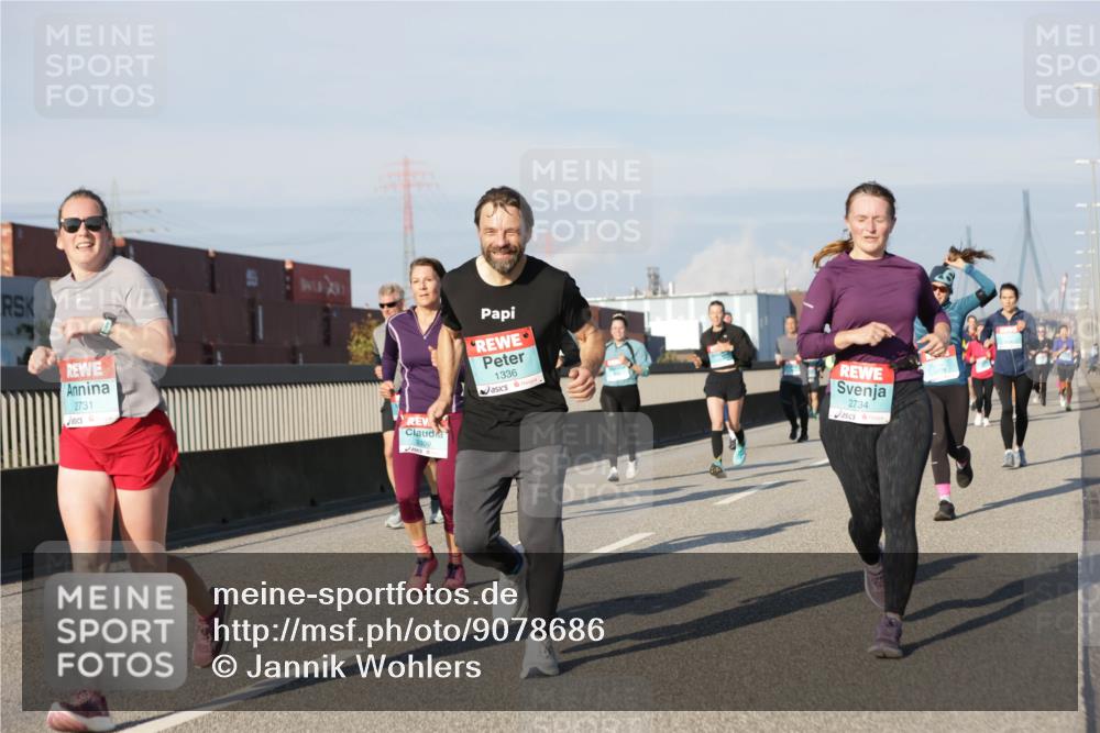 03.10.2025 - Köhlbrandbrückenlauf Jannik Wohlers http://msf.ph/oto/9078686 03.10.2025 09:53:05 Position 3 2731, 3309, 1336, 2734 meine-sportfotos.de