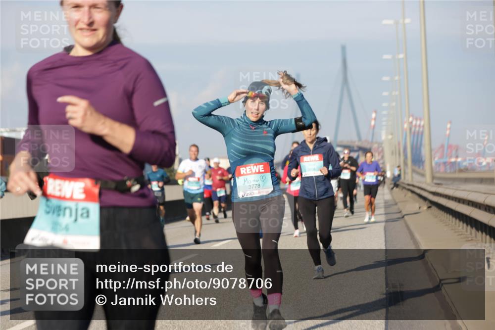 03.10.2025 - Köhlbrandbrückenlauf Jannik Wohlers http://msf.ph/oto/9078706 03.10.2025 09:53:06 Position 3 754, 3778 meine-sportfotos.de