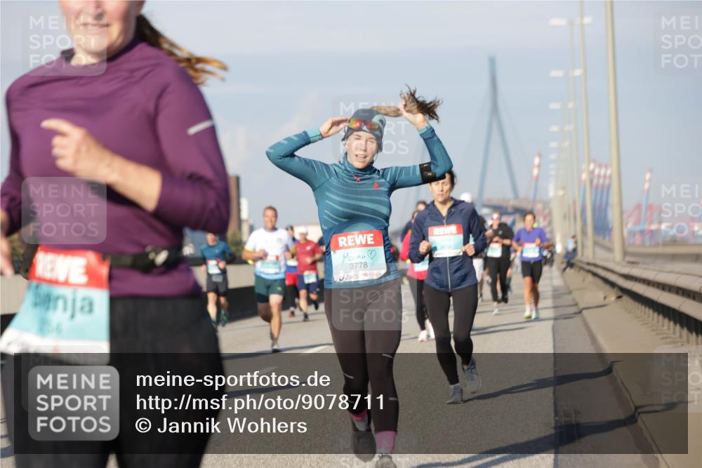 03.10.2025 - Köhlbrandbrückenlauf Jannik Wohlers http://msf.ph/oto/9078711 03.10.2025 09:53:06 Position 3 3778 meine-sportfotos.de