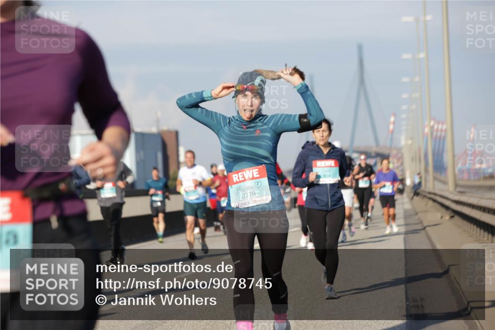 03.10.2025 - Köhlbrandbrückenlauf Jannik Wohlers http://msf.ph/oto/9078745 03.10.2025 09:53:07 Position 3 3778 meine-sportfotos.de