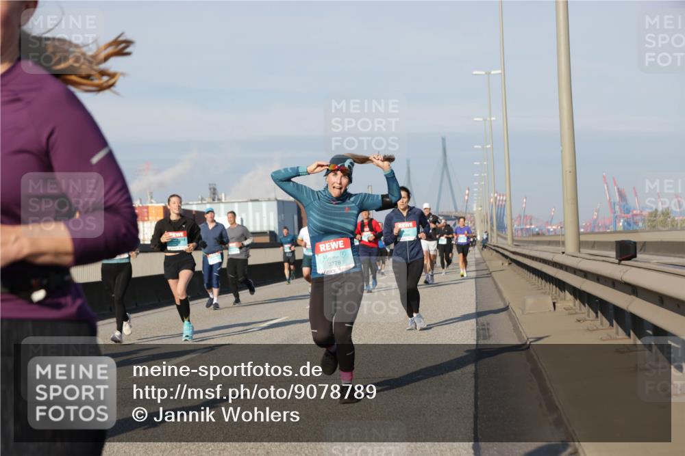 03.10.2025 - Köhlbrandbrückenlauf Jannik Wohlers http://msf.ph/oto/9078789 03.10.2025 09:53:07 Position 3 3778 meine-sportfotos.de