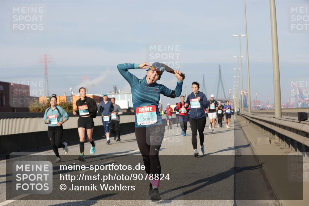 03.10.2025 - Köhlbrandbrückenlauf Jannik Wohlers http://msf.ph/oto/9078824 03.10.2025 09:53:08 Position 3 3778, 3838 meine-sportfotos.de
