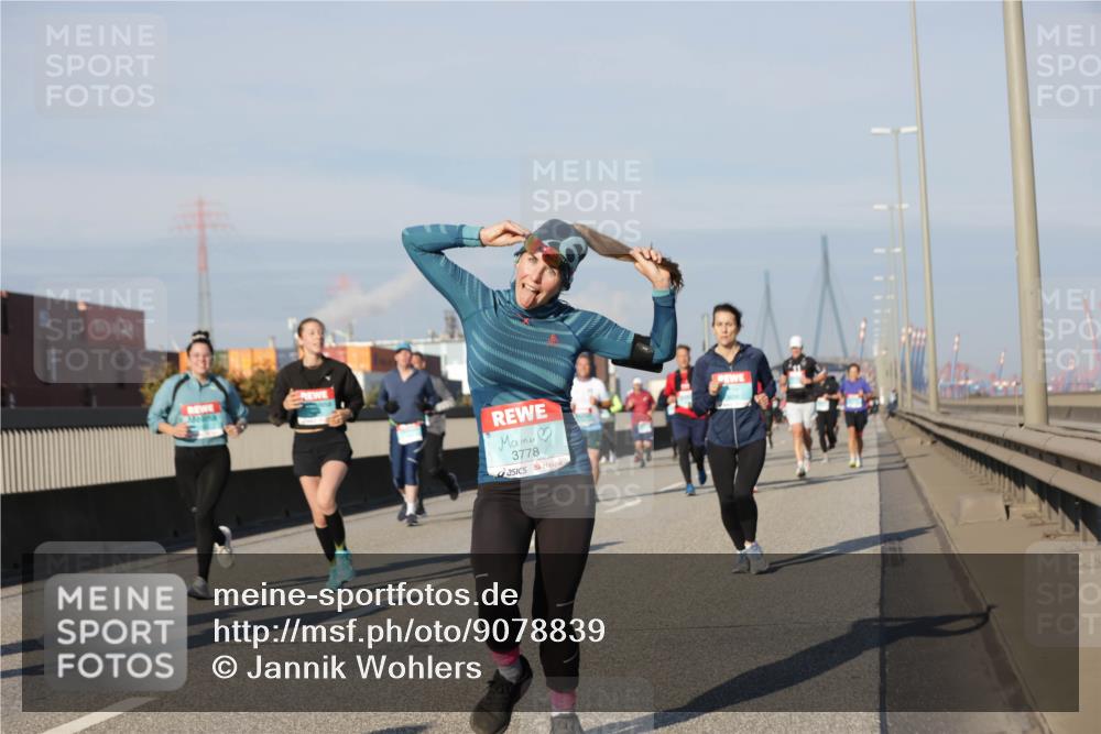 03.10.2025 - Köhlbrandbrückenlauf Jannik Wohlers http://msf.ph/oto/9078839 03.10.2025 09:53:08 Position 3 3778 meine-sportfotos.de