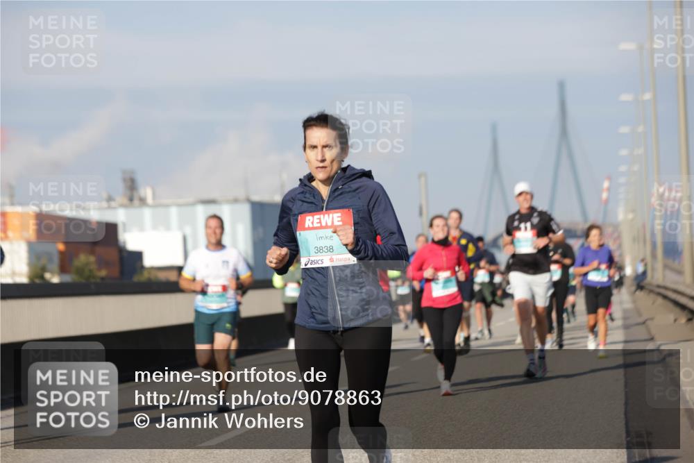 03.10.2025 - Köhlbrandbrückenlauf Jannik Wohlers http://msf.ph/oto/9078863 03.10.2025 09:53:09 Position 3 3838 meine-sportfotos.de