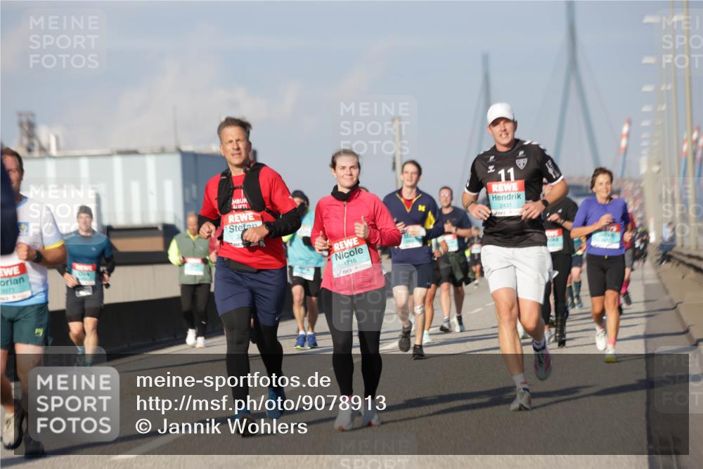 03.10.2025 - Köhlbrandbrückenlauf Jannik Wohlers http://msf.ph/oto/9078913 03.10.2025 09:53:10 Position 3 3071, 1716, 11, 2431 meine-sportfotos.de