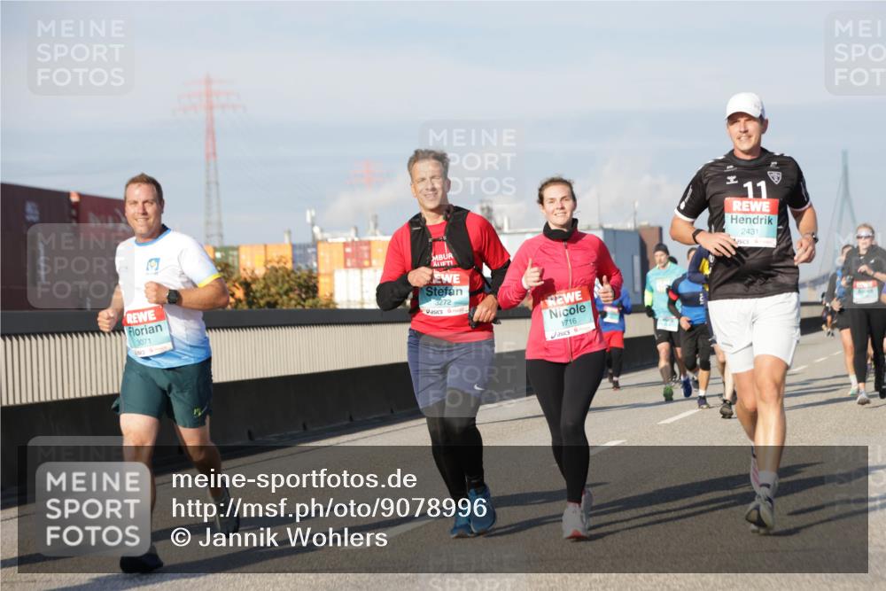 03.10.2025 - Köhlbrandbrückenlauf Jannik Wohlers http://msf.ph/oto/9078996 03.10.2025 09:53:13 Position 3 3071, 3272, 1716, 11, 2431 meine-sportfotos.de
