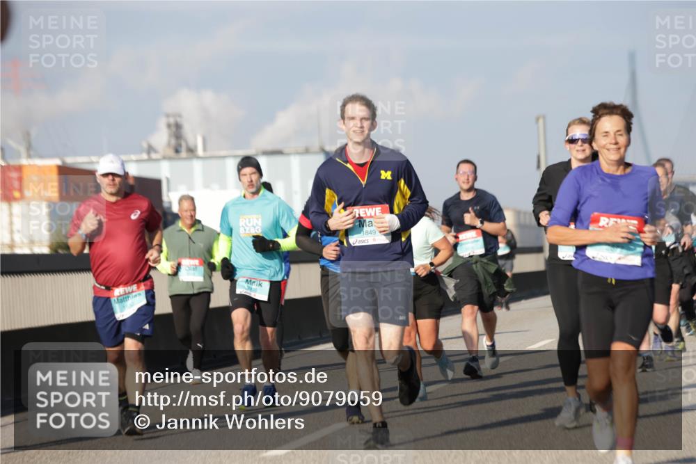 03.10.2025 - Köhlbrandbrückenlauf Jannik Wohlers http://msf.ph/oto/9079059 03.10.2025 09:53:15 Position 3 1849 meine-sportfotos.de