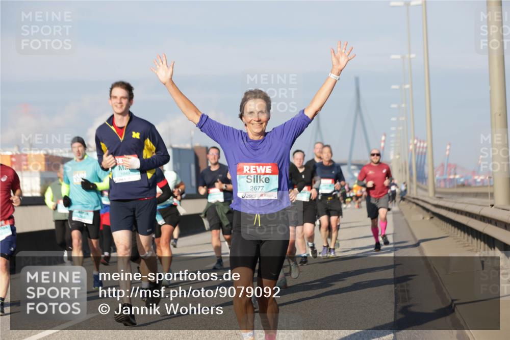 03.10.2025 - Köhlbrandbrückenlauf Jannik Wohlers http://msf.ph/oto/9079092 03.10.2025 09:53:16 Position 3 1849, 2677 meine-sportfotos.de