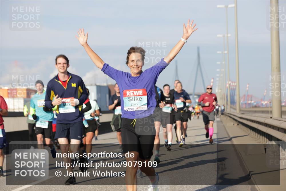 03.10.2025 - Köhlbrandbrückenlauf Jannik Wohlers http://msf.ph/oto/9079109 03.10.2025 09:53:16 Position 3 1849, 2677 meine-sportfotos.de