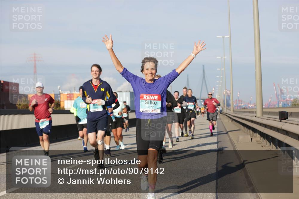 03.10.2025 - Köhlbrandbrückenlauf Jannik Wohlers http://msf.ph/oto/9079142 03.10.2025 09:53:17 Position 3 1849, 2677 meine-sportfotos.de