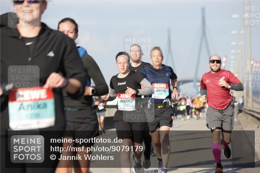 03.10.2025 - Köhlbrandbrückenlauf Jannik Wohlers http://msf.ph/oto/9079179 03.10.2025 09:53:18 Position 3 1335, 1739 meine-sportfotos.de