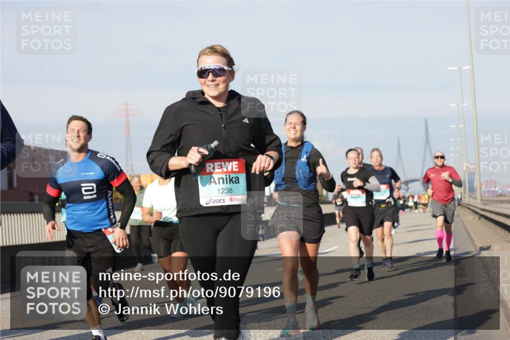 03.10.2025 - Köhlbrandbrückenlauf Jannik Wohlers http://msf.ph/oto/9079196 03.10.2025 09:53:19 Position 3 1238 meine-sportfotos.de