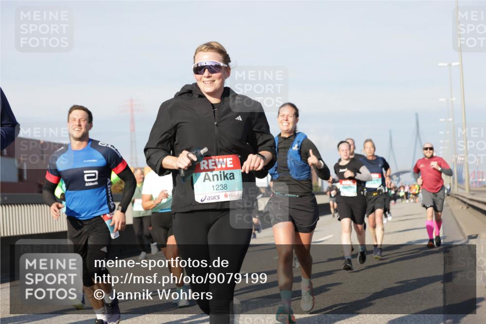 03.10.2025 - Köhlbrandbrückenlauf Jannik Wohlers http://msf.ph/oto/9079199 03.10.2025 09:53:19 Position 3 1238 meine-sportfotos.de