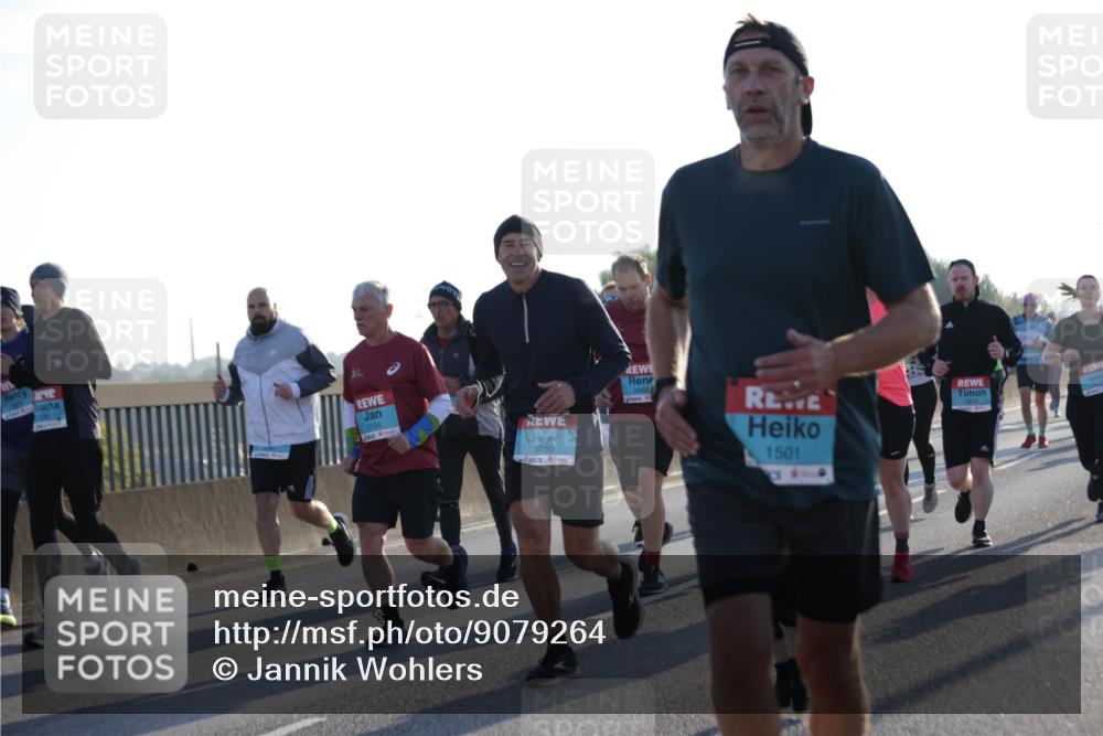 03.10.2025 - Köhlbrandbrückenlauf Jannik Wohlers http://msf.ph/oto/9079264 03.10.2025 09:18:17 Position 3 2134, 3750, 2882, 1501 meine-sportfotos.de