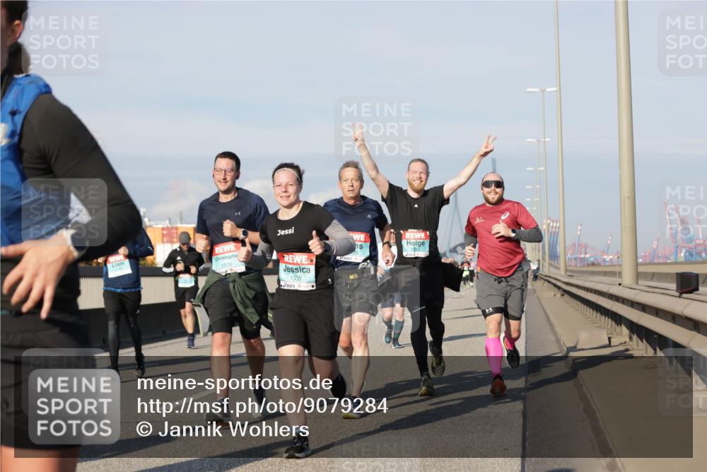 03.10.2025 - Köhlbrandbrückenlauf Jannik Wohlers http://msf.ph/oto/9079284 03.10.2025 09:53:20 Position 3 1506, 1335, 2193 meine-sportfotos.de