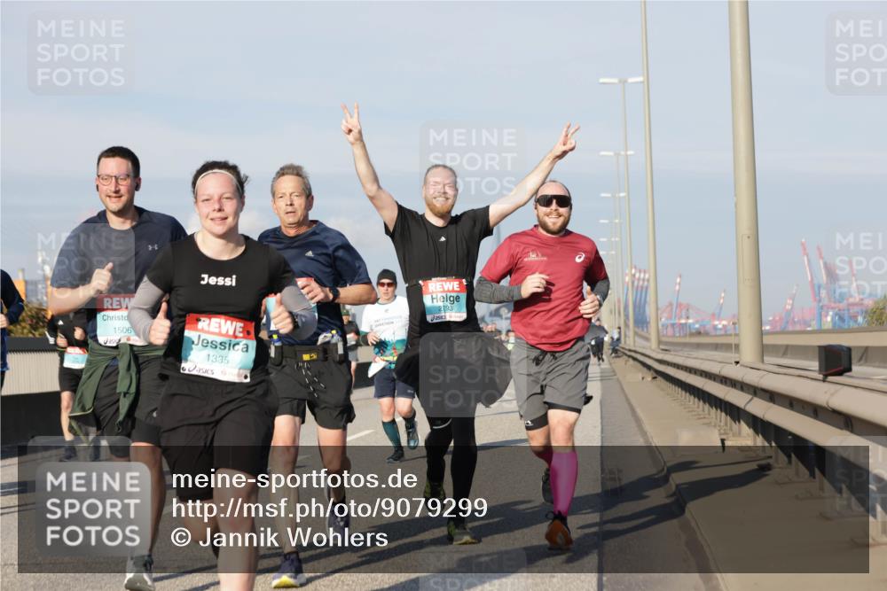03.10.2025 - Köhlbrandbrückenlauf Jannik Wohlers http://msf.ph/oto/9079299 03.10.2025 09:53:21 Position 3 1506, 1335, 2193 meine-sportfotos.de