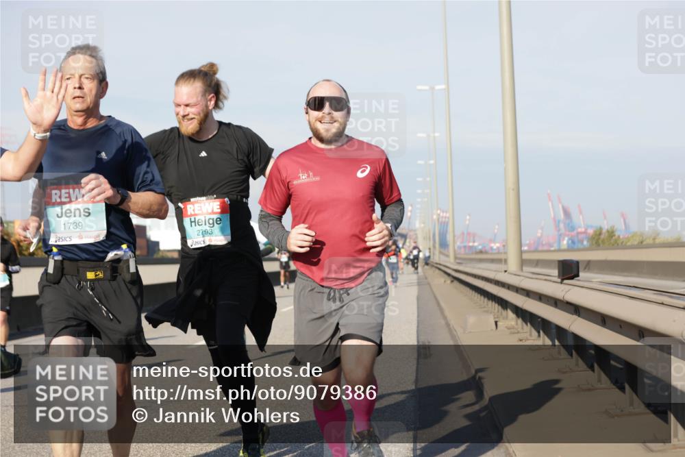 03.10.2025 - Köhlbrandbrückenlauf Jannik Wohlers http://msf.ph/oto/9079386 03.10.2025 09:53:22 Position 3 1739, 2793 meine-sportfotos.de