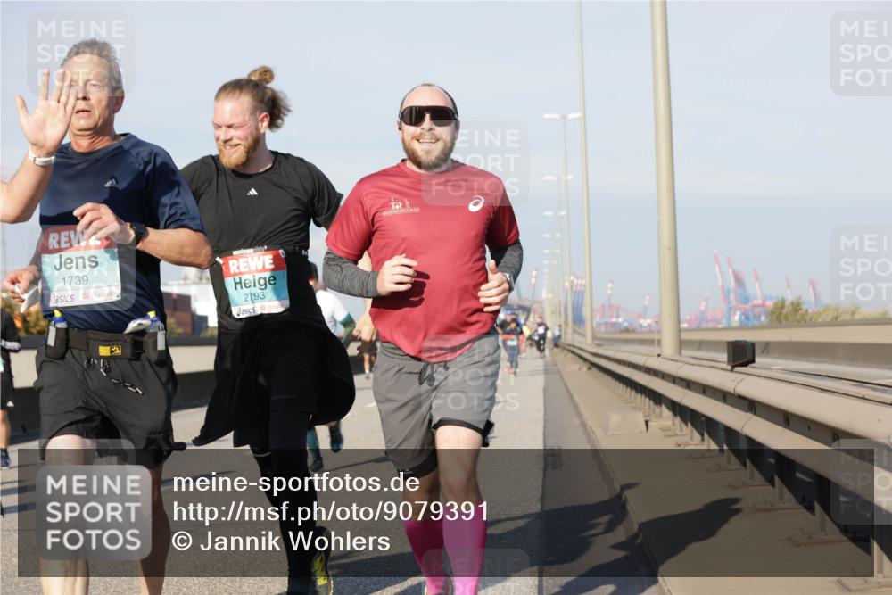03.10.2025 - Köhlbrandbrückenlauf Jannik Wohlers http://msf.ph/oto/9079391 03.10.2025 09:53:22 Position 3 1739, 2793 meine-sportfotos.de