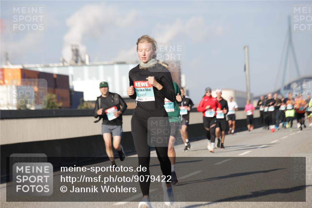 03.10.2025 - Köhlbrandbrückenlauf Jannik Wohlers http://msf.ph/oto/9079422 03.10.2025 09:53:25 Position 3 1407, 699 meine-sportfotos.de