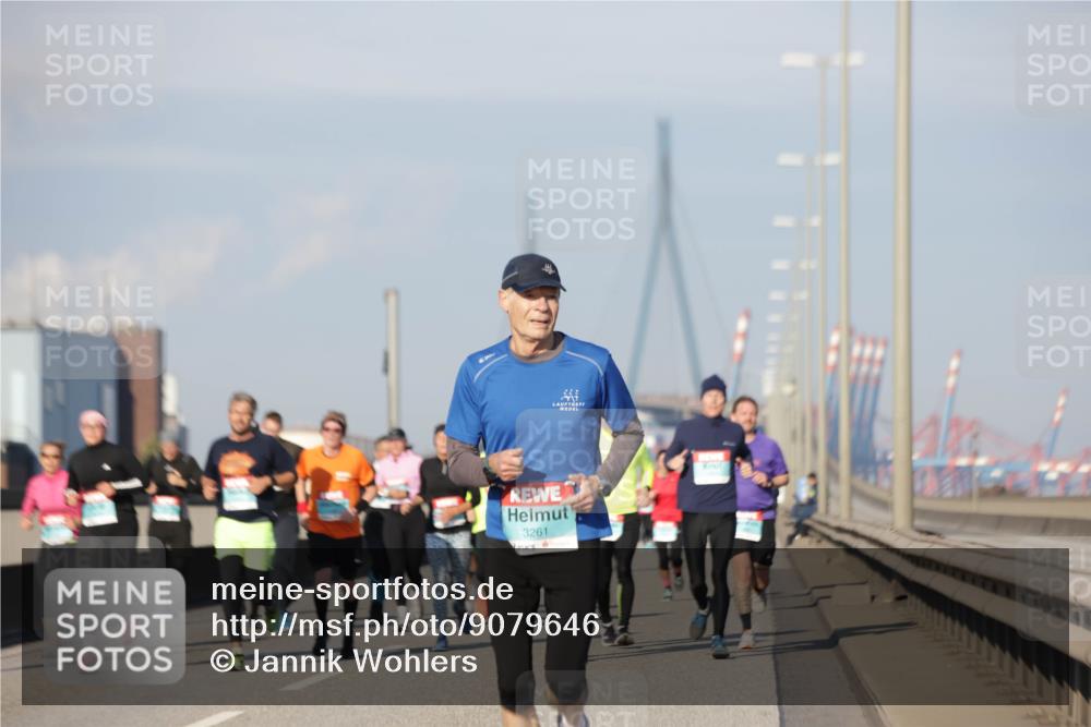 03.10.2025 - Köhlbrandbrückenlauf Jannik Wohlers http://msf.ph/oto/9079646 03.10.2025 09:53:37 Position 3 3261 meine-sportfotos.de