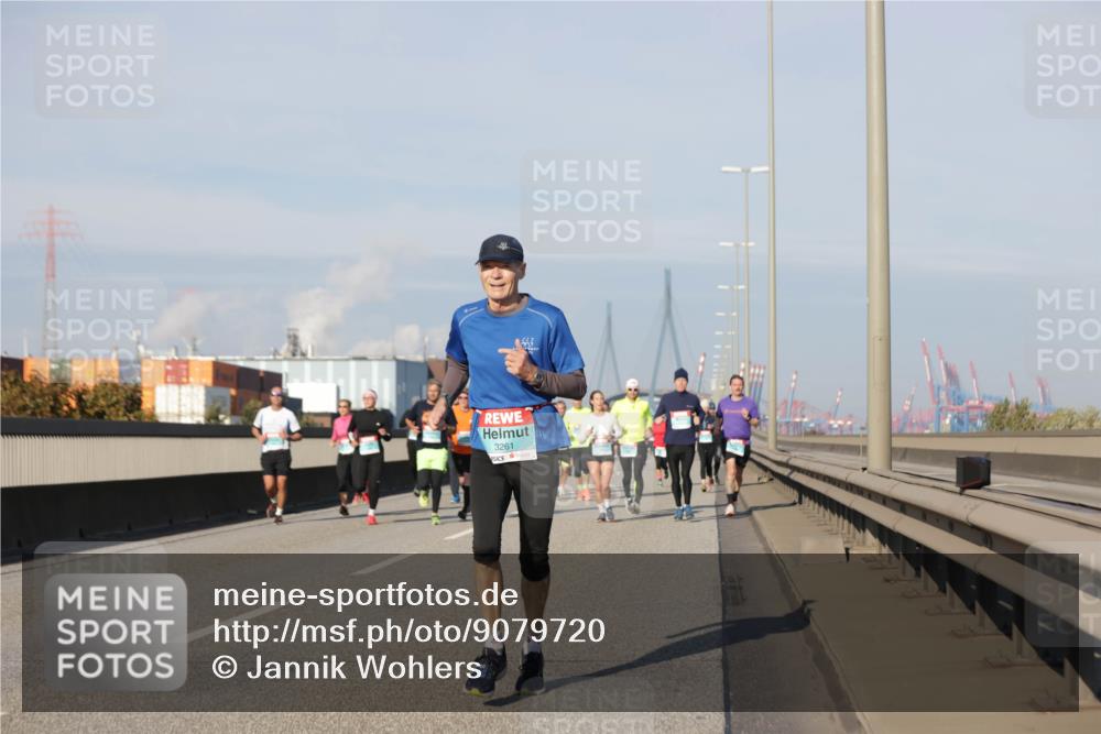 03.10.2025 - Köhlbrandbrückenlauf Jannik Wohlers http://msf.ph/oto/9079720 03.10.2025 09:53:39 Position 3 3261 meine-sportfotos.de