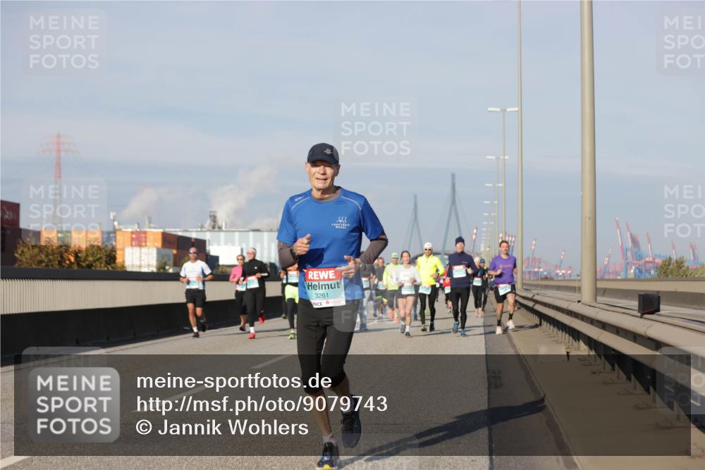 03.10.2025 - Köhlbrandbrückenlauf Jannik Wohlers http://msf.ph/oto/9079743 03.10.2025 09:53:39 Position 3 3261 meine-sportfotos.de