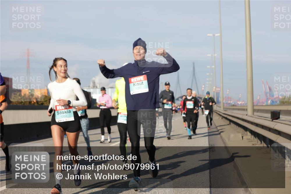 03.10.2025 - Köhlbrandbrückenlauf Jannik Wohlers http://msf.ph/oto/9079961 03.10.2025 09:53:45 Position 3 1203, 1257 meine-sportfotos.de