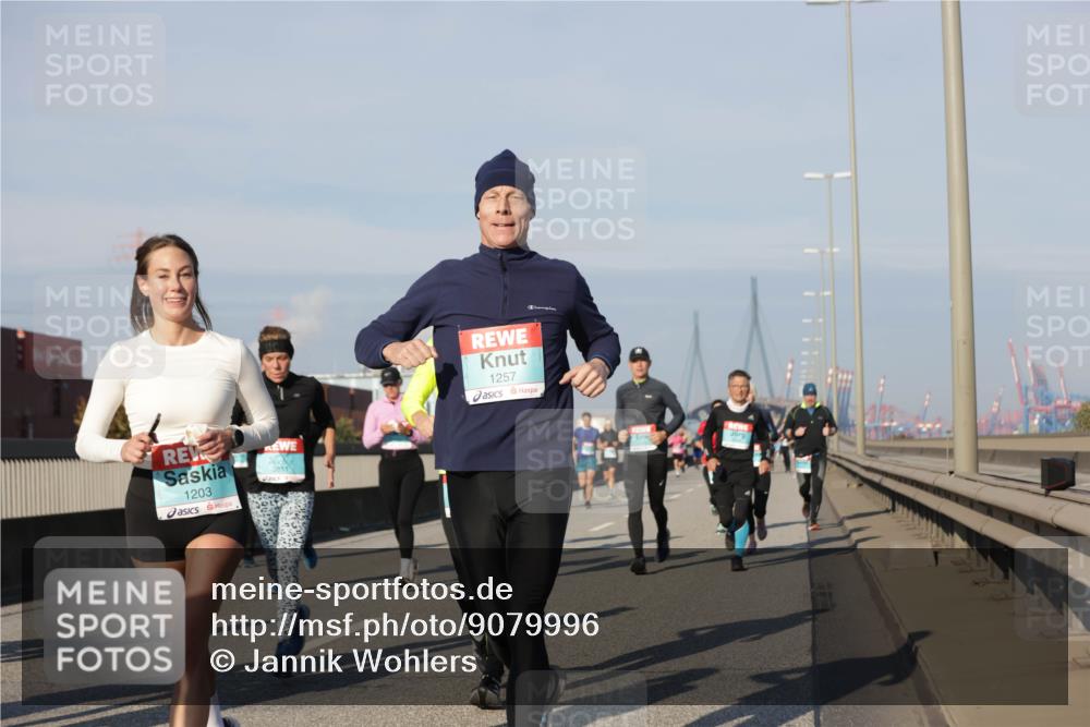 03.10.2025 - Köhlbrandbrückenlauf Jannik Wohlers http://msf.ph/oto/9079996 03.10.2025 09:53:45 Position 3 1203, 1257 meine-sportfotos.de