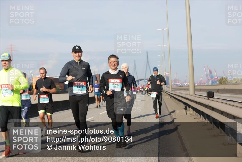 03.10.2025 - Köhlbrandbrückenlauf Jannik Wohlers http://msf.ph/oto/9080134 03.10.2025 09:53:48 Position 3 1409, 2735, 2736 meine-sportfotos.de