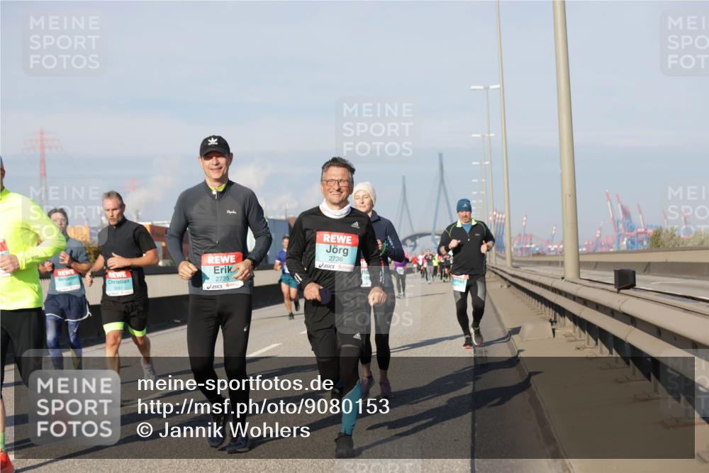 03.10.2025 - Köhlbrandbrückenlauf Jannik Wohlers http://msf.ph/oto/9080153 03.10.2025 09:53:48 Position 3 2735, 2736 meine-sportfotos.de