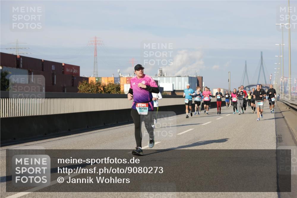 03.10.2025 - Köhlbrandbrückenlauf Jannik Wohlers http://msf.ph/oto/9080273 03.10.2025 09:53:59 Position 3 1188 meine-sportfotos.de