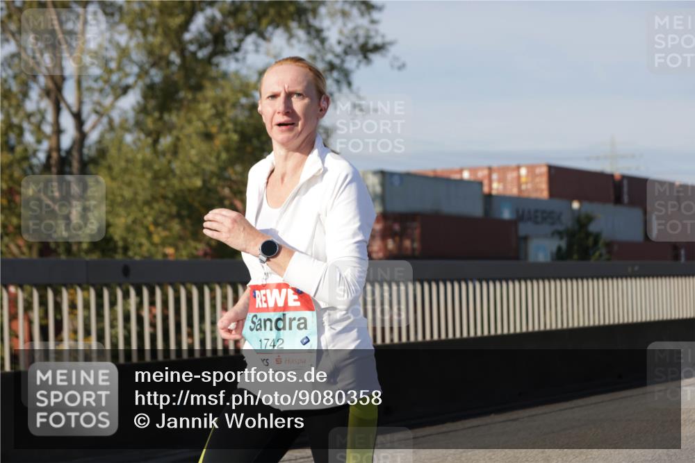 03.10.2025 - Köhlbrandbrückenlauf Jannik Wohlers http://msf.ph/oto/9080358 03.10.2025 09:54:04 Position 3 1742, 14 meine-sportfotos.de