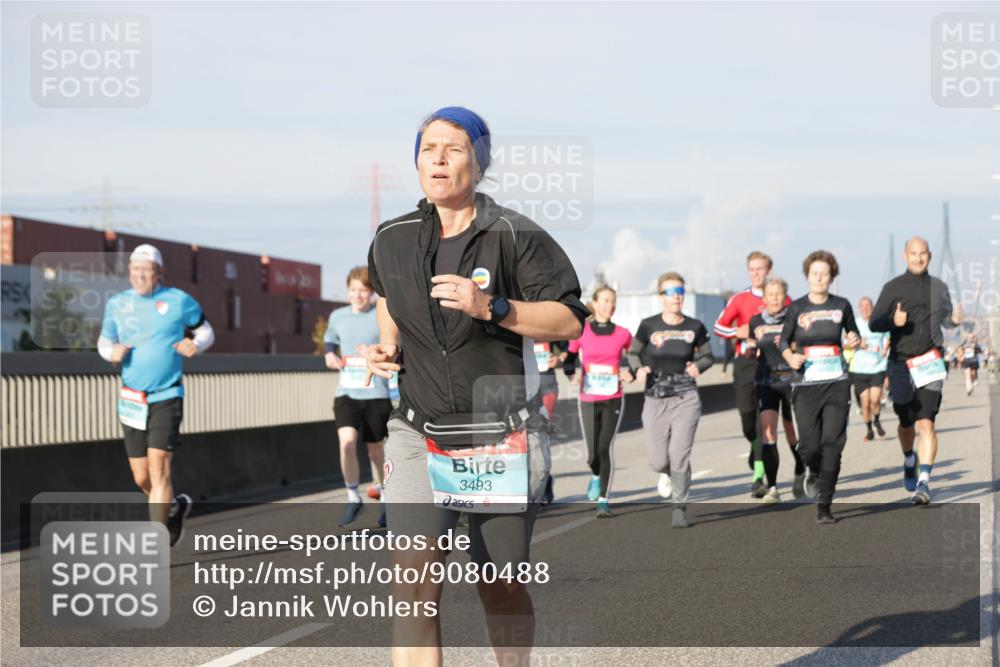 03.10.2025 - Köhlbrandbrückenlauf Jannik Wohlers http://msf.ph/oto/9080488 03.10.2025 09:54:06 Position 3 3493 meine-sportfotos.de