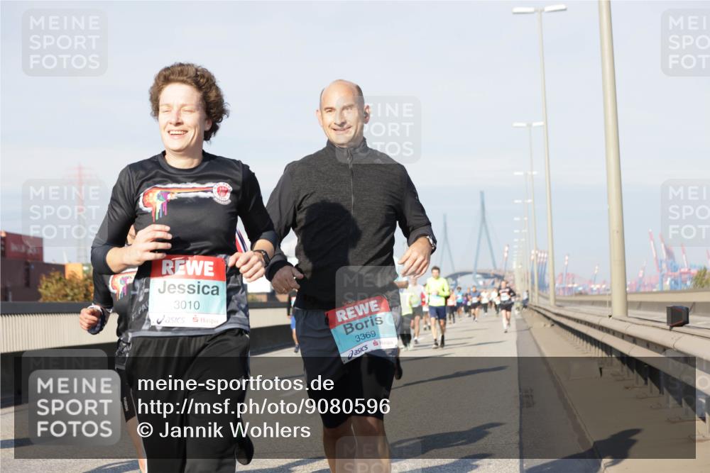 03.10.2025 - Köhlbrandbrückenlauf Jannik Wohlers http://msf.ph/oto/9080596 03.10.2025 09:54:09 Position 3 3010, 3369 meine-sportfotos.de