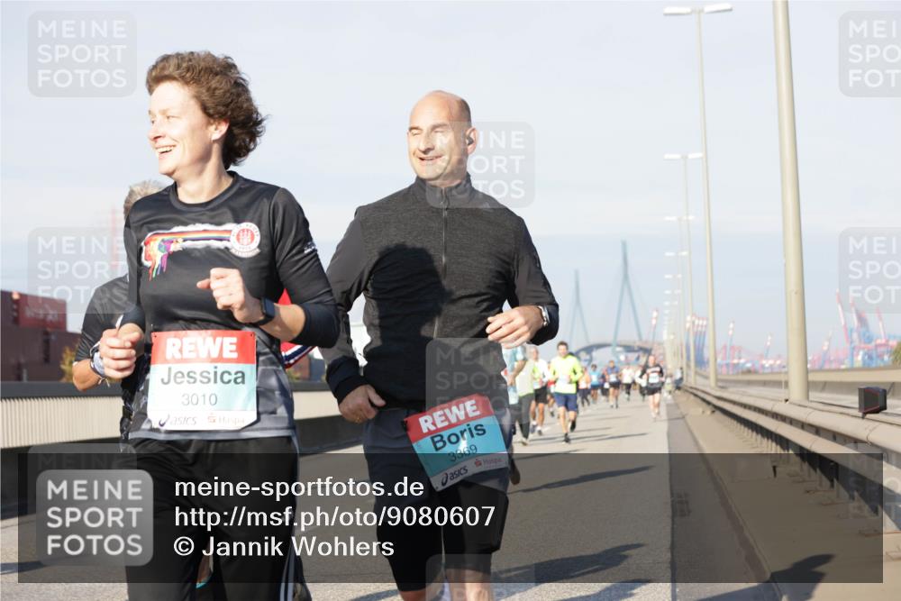 03.10.2025 - Köhlbrandbrückenlauf Jannik Wohlers http://msf.ph/oto/9080607 03.10.2025 09:54:09 Position 3 3010, 3369 meine-sportfotos.de
