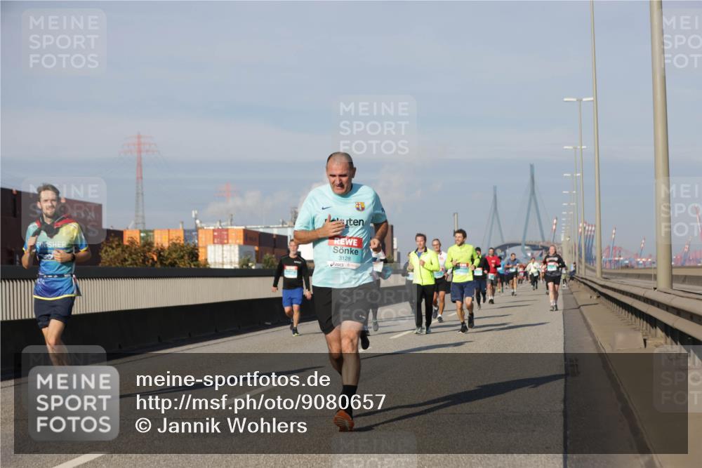 03.10.2025 - Köhlbrandbrückenlauf Jannik Wohlers http://msf.ph/oto/9080657 03.10.2025 09:54:11 Position 3 3128 meine-sportfotos.de