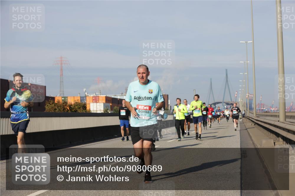 03.10.2025 - Köhlbrandbrückenlauf Jannik Wohlers http://msf.ph/oto/9080669 03.10.2025 09:54:11 Position 3 3128 meine-sportfotos.de
