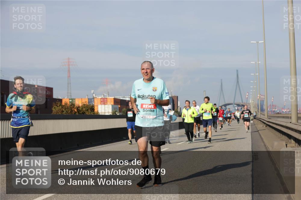 03.10.2025 - Köhlbrandbrückenlauf Jannik Wohlers http://msf.ph/oto/9080679 03.10.2025 09:54:12 Position 3 3128 meine-sportfotos.de