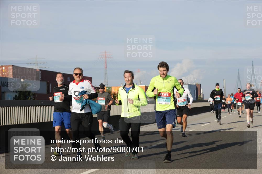 03.10.2025 - Köhlbrandbrückenlauf Jannik Wohlers http://msf.ph/oto/9080701 03.10.2025 09:54:16 Position 3 1601 meine-sportfotos.de