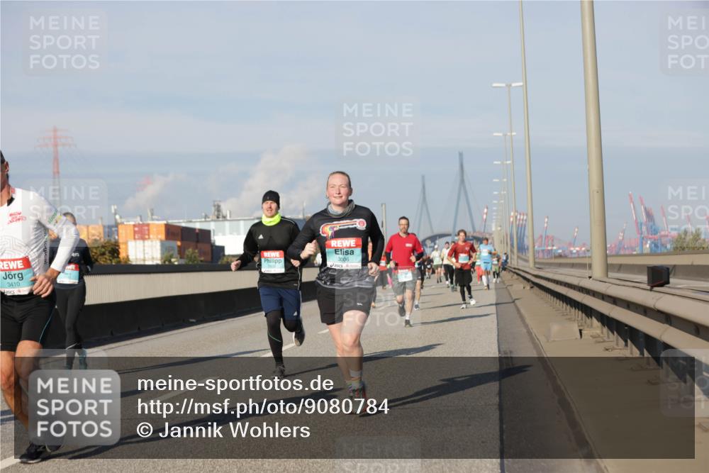 03.10.2025 - Köhlbrandbrückenlauf Jannik Wohlers http://msf.ph/oto/9080784 03.10.2025 09:54:19 Position 3 3410, 3006 meine-sportfotos.de