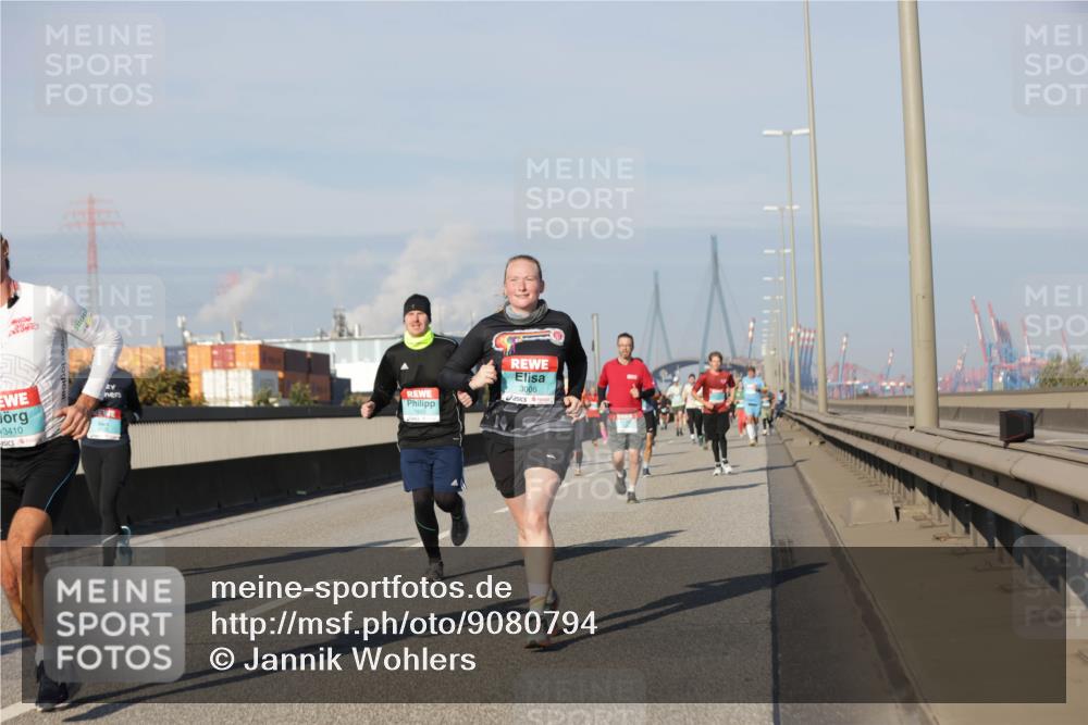 03.10.2025 - Köhlbrandbrückenlauf Jannik Wohlers http://msf.ph/oto/9080794 03.10.2025 09:54:19 Position 3 3410, 3006 meine-sportfotos.de